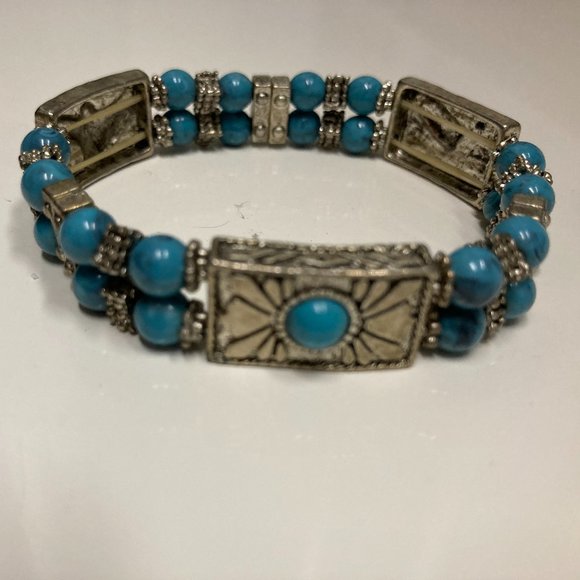 Turquoise Bracelet - Picture 1 of 5